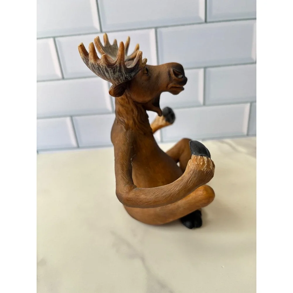 Rivers Edge Products Sitting Moose Salt and Pepper Shaker‎ Holder Set